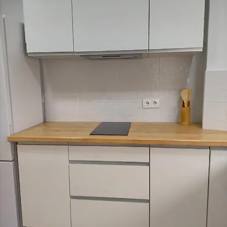 Lola Apartment *
