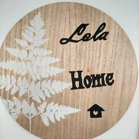 Lola Apartment *
